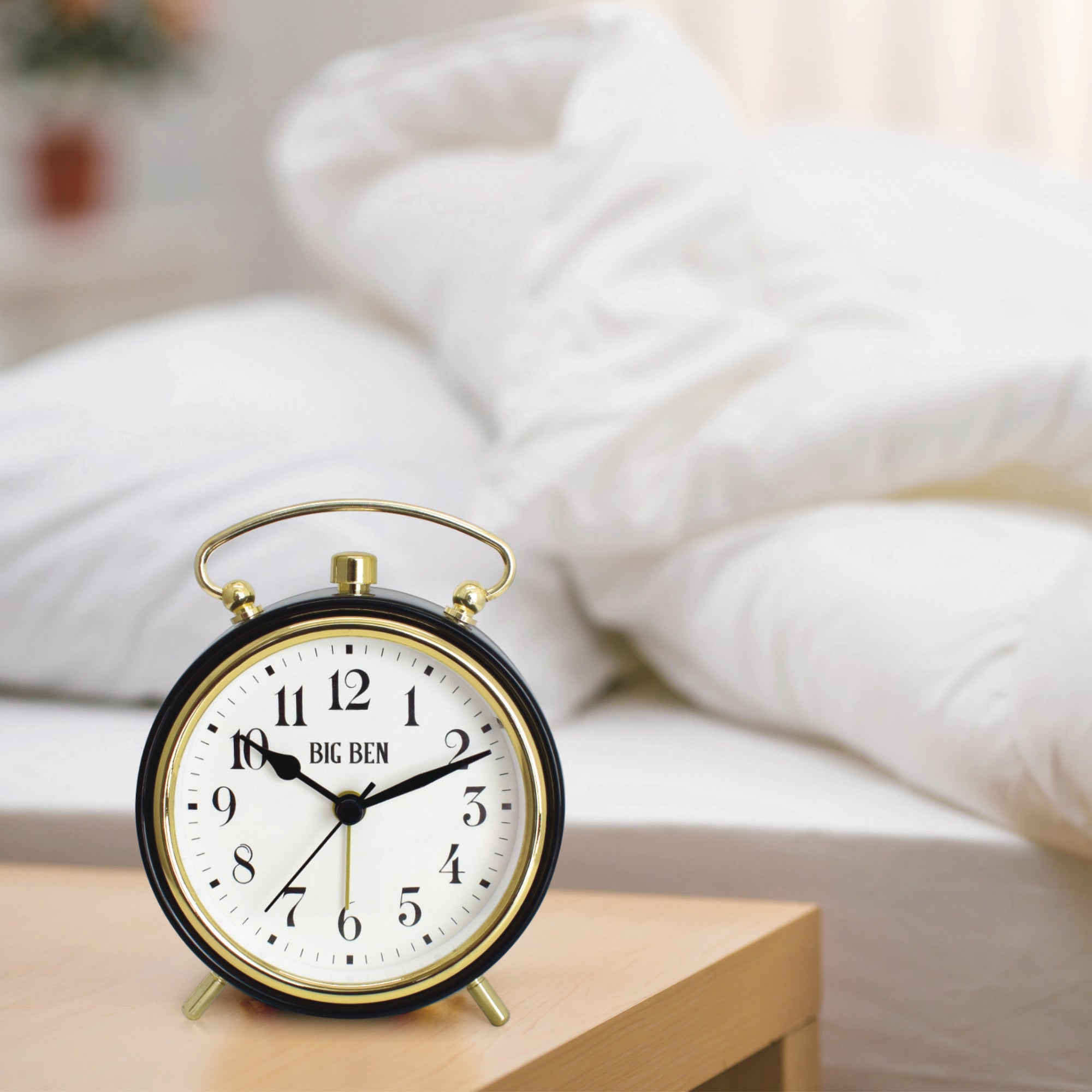 Big Ben Black & Gold Classic Alarm Clock – Quiet No-Tick Met – The