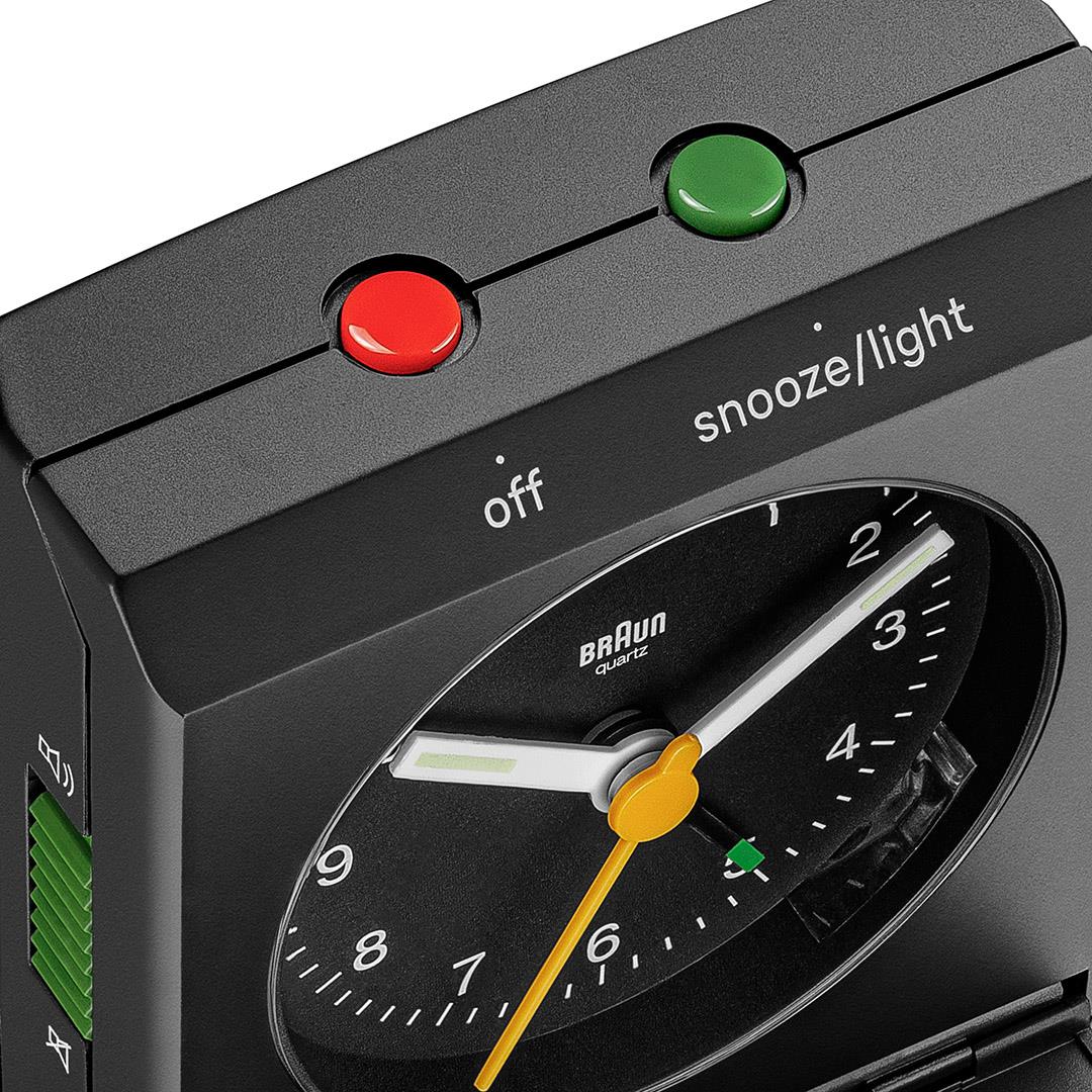 Braun BC05B Classic Travel Analogue Alarm Clock – Compact Folding