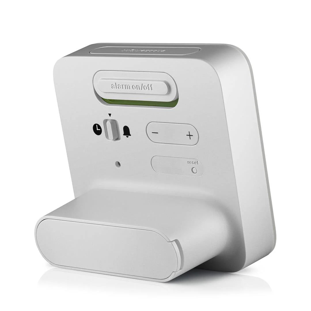 Braun BC09 Digital Alarm Clock – Reverse LCD & Crescendo Alarm (White)